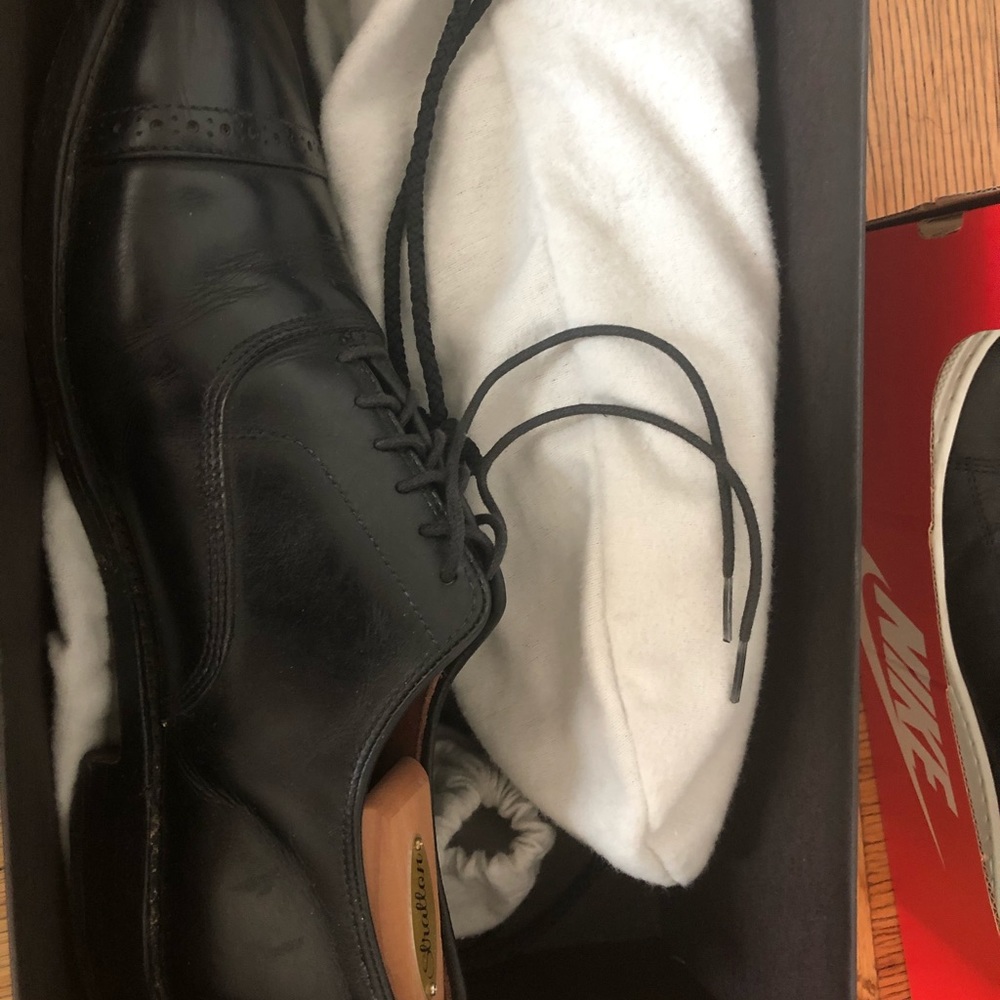 Allen Edmonds Fifth Ave